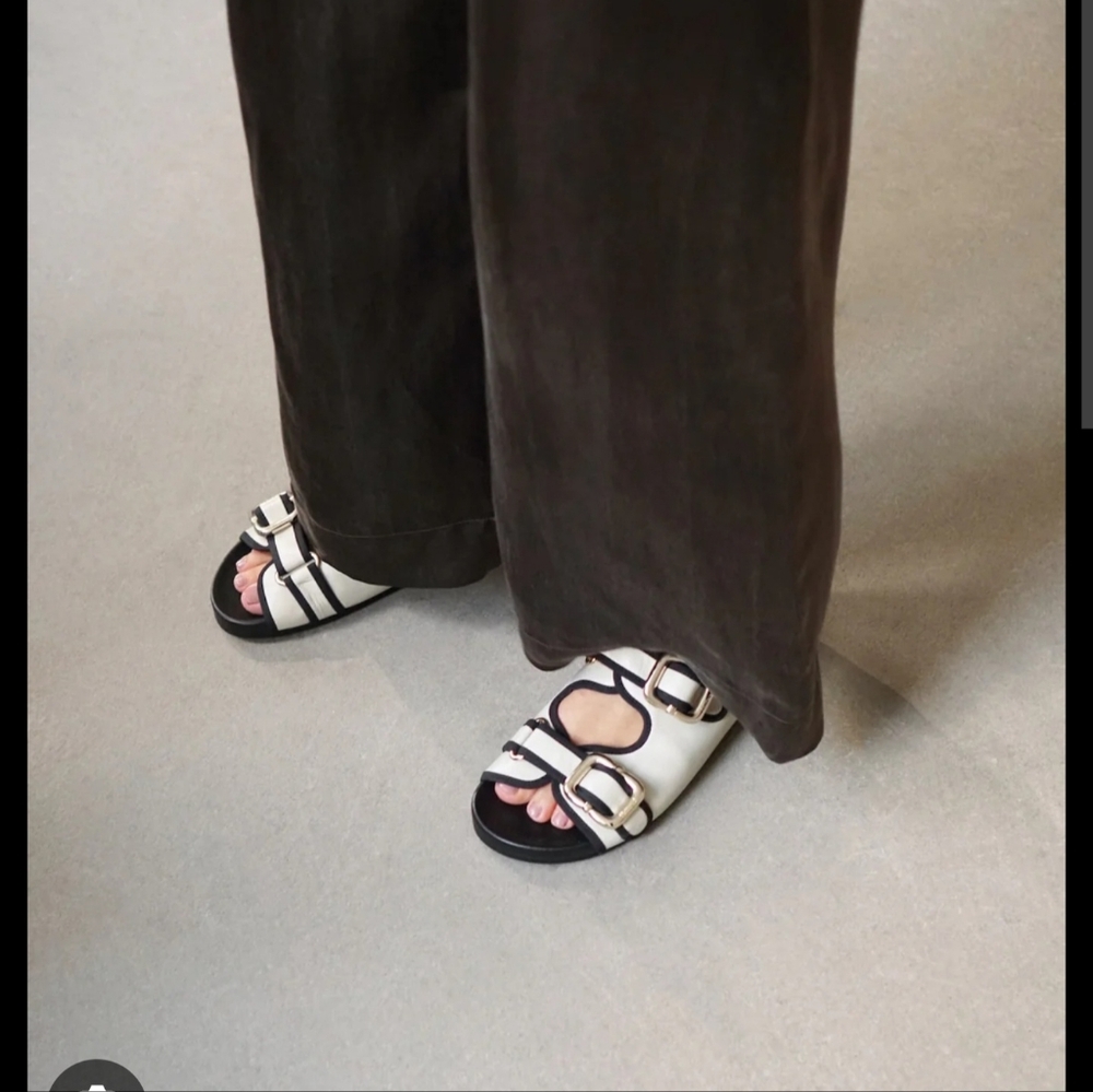 Flattered Bono Sandals